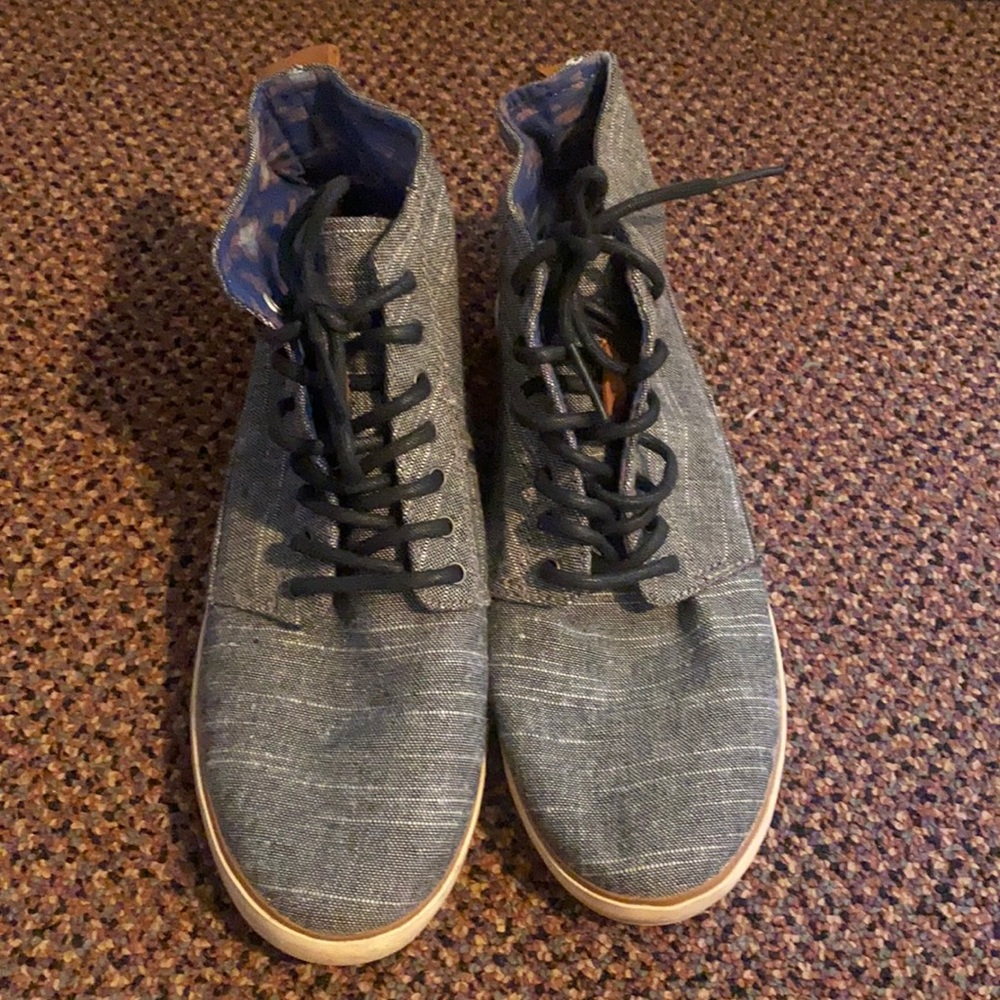 Reef shoes size 8